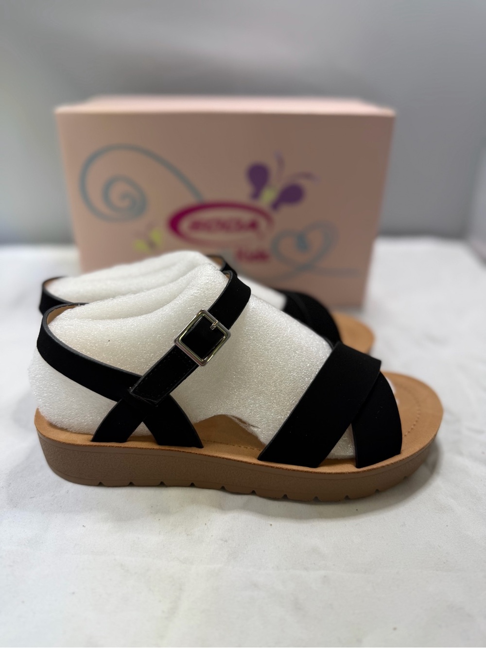 Soda Kids Chester Black Crisscross Ankle Strap Platform Sandals Size 1
